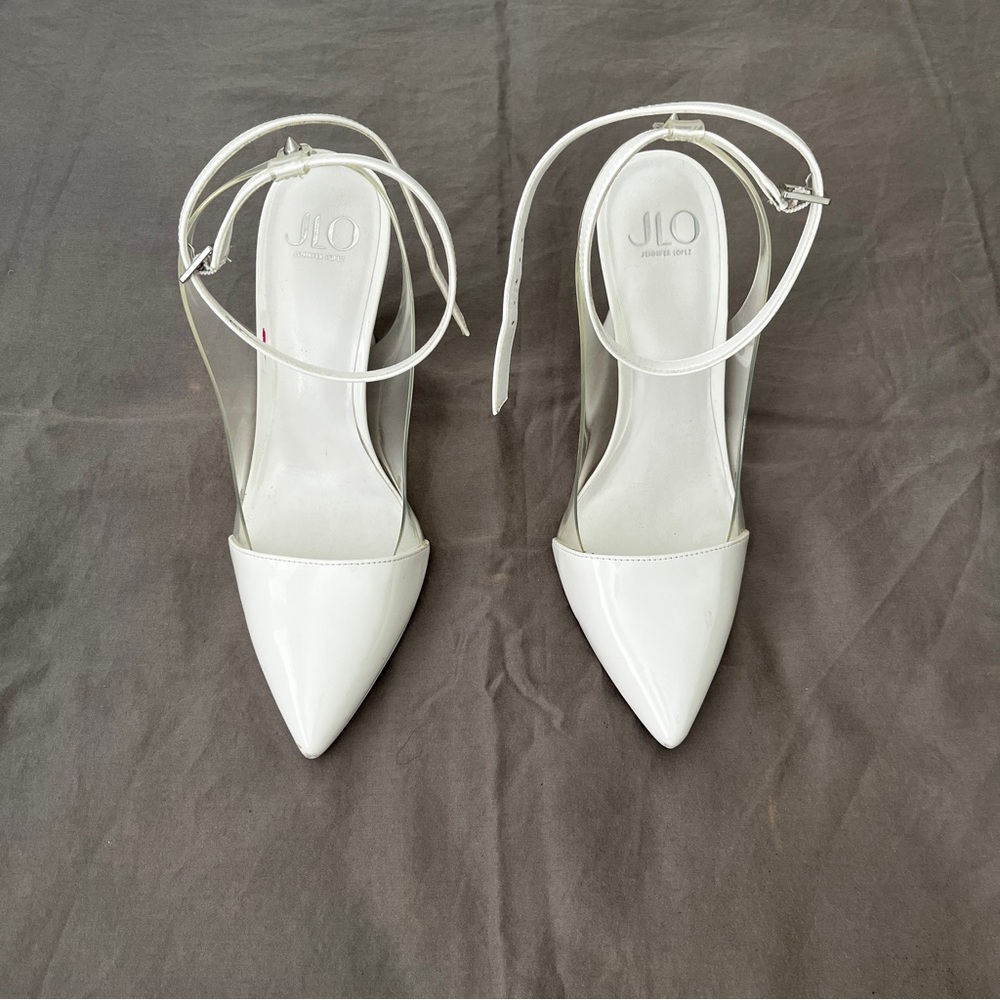 Jennifer Lopez Elegant White Heels